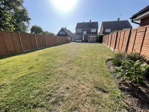 ST MARYS ROAD- click for photo gallery